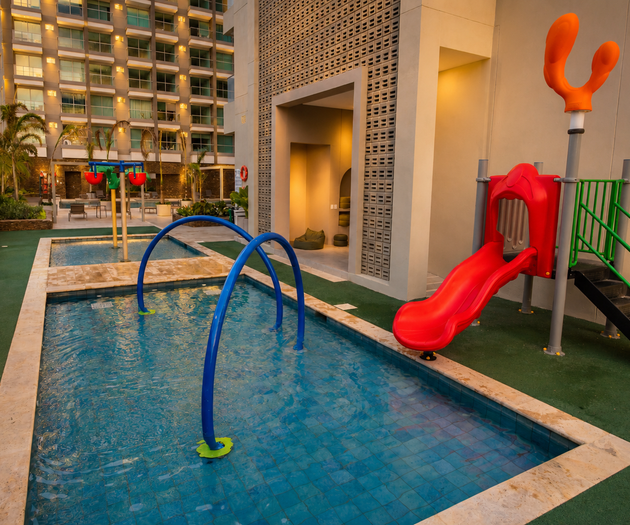 Loft Signature · Playa, piscinas y jacuzzis