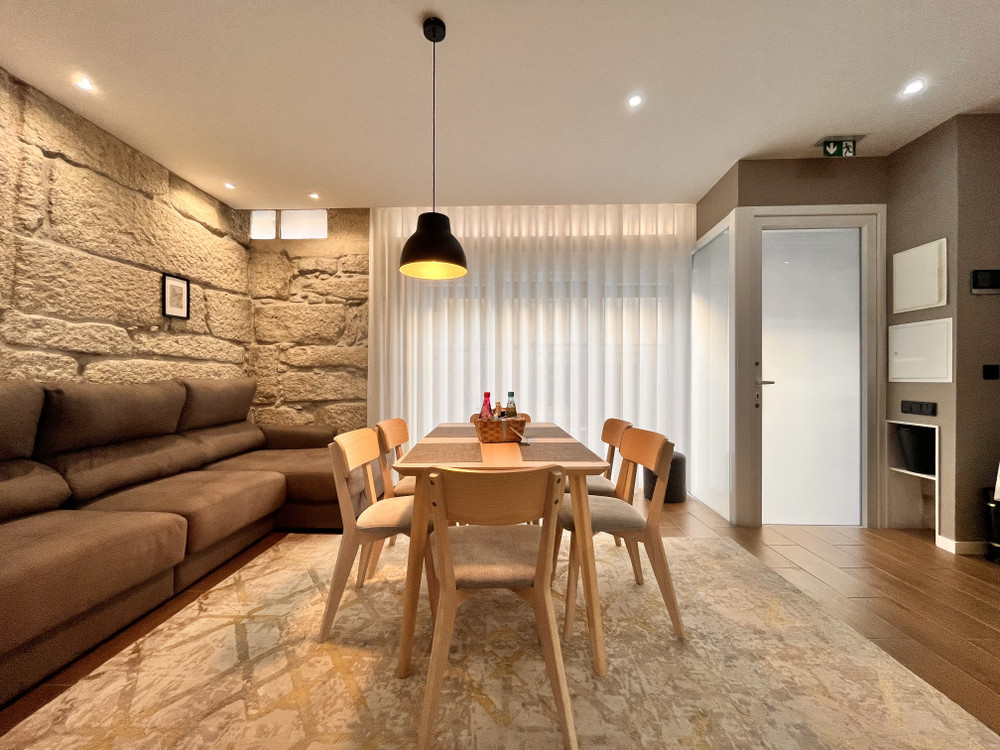 Brand New 2-Bedroom Apartment – Porto Center preview