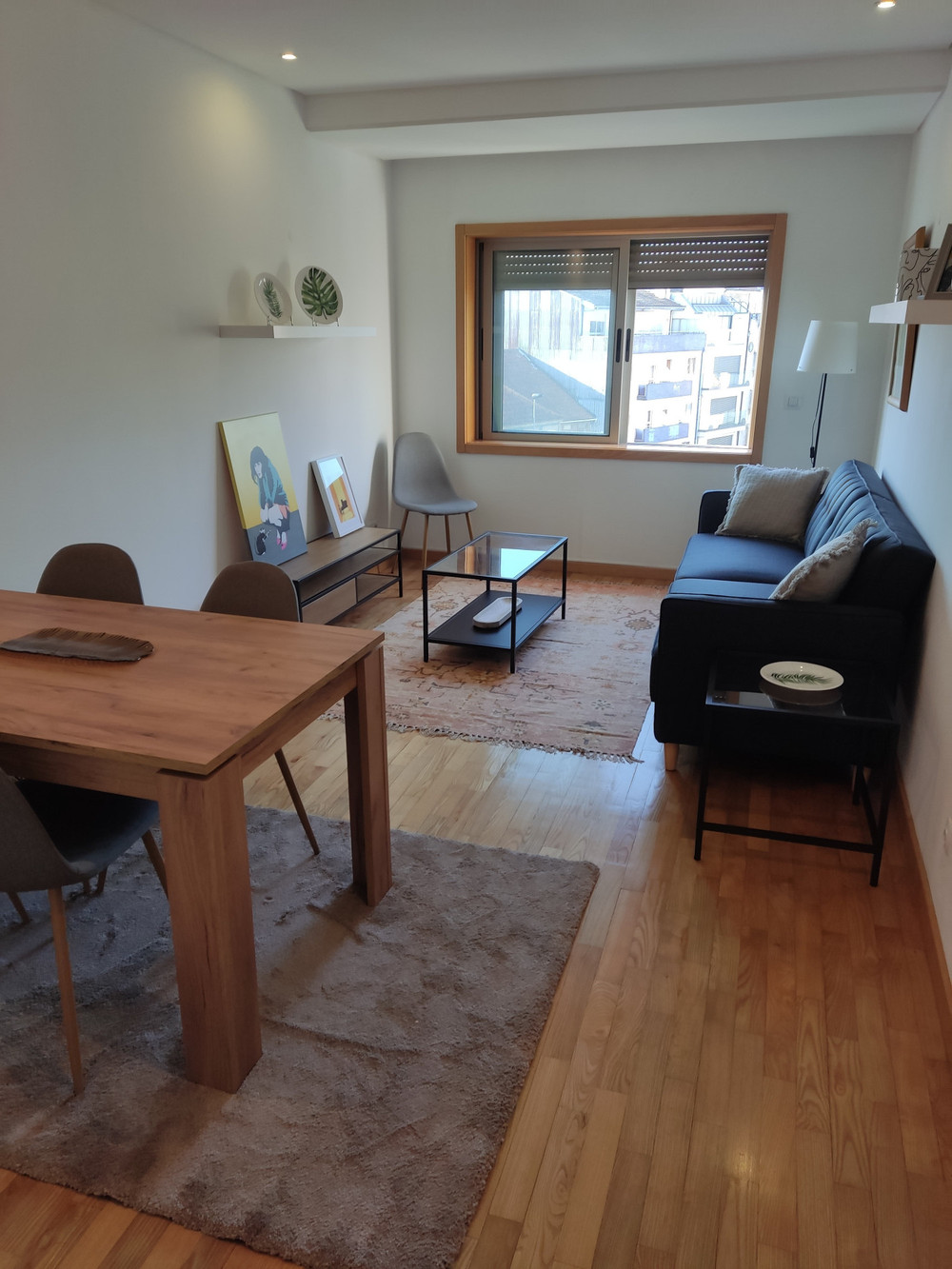 City cente Spacious and Sunny appartment preview