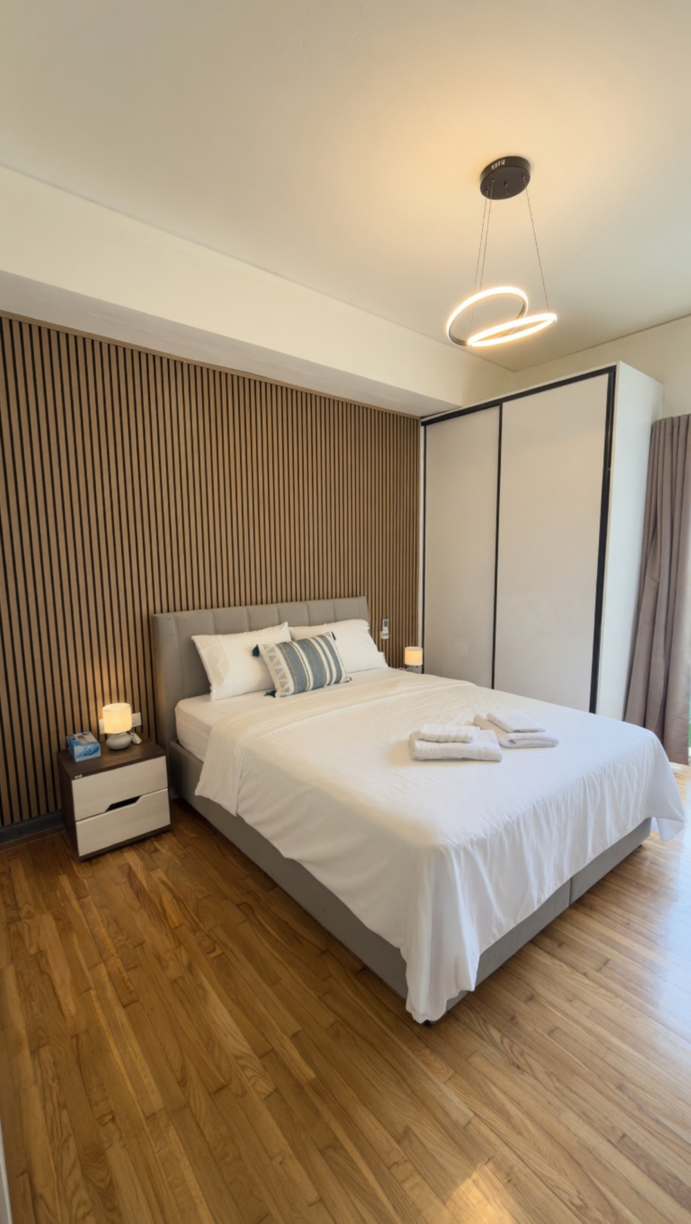 manos-apartments 2 preview