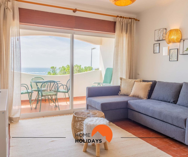 #103 Private Balcony w/ Seaview, AC, 400 mts Beach