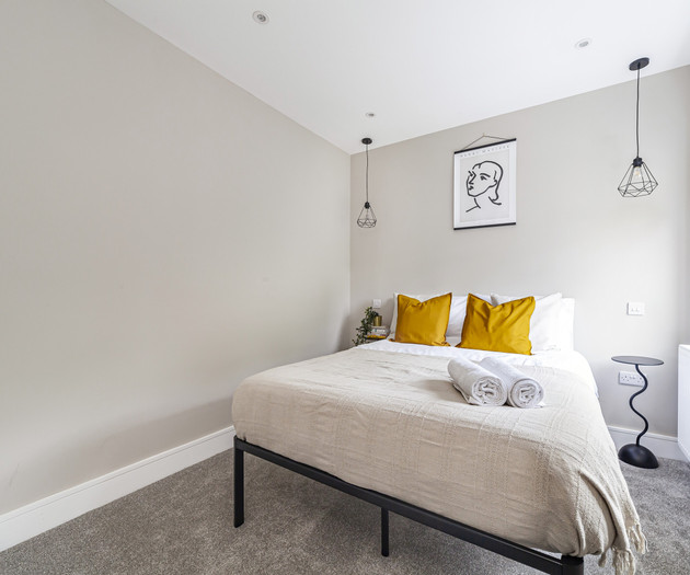 Trendy 2BR 1Bath Flat, 15 Min to Wembley, Sleeps 6