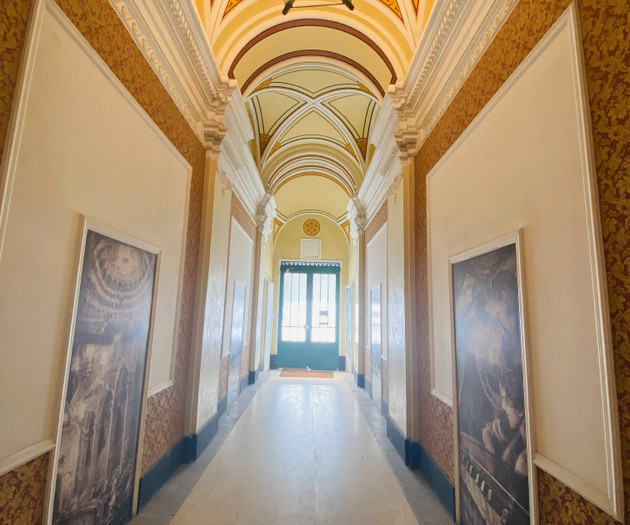 Courtyard facing room near the Opera
